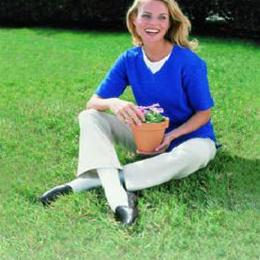 BSN - Jobst :: Women`s Casual Knee-High Support Socks