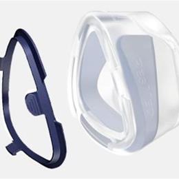 ResMed :: Medium cushion and clip